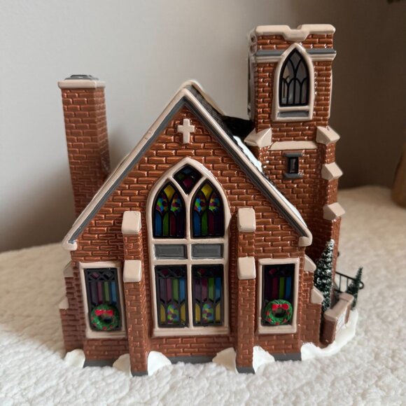 New Hope Church - Original Snow Village - Dept. 56 - Picture 5 of 11